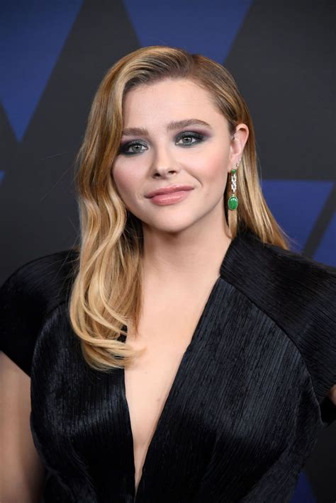 Chloe Grace Moretz .